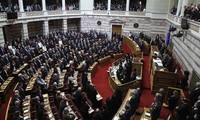 Greece’s new parliament sworn in