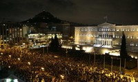 Greece insists on end to austerity 