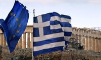 Greece proposes for extension of EU bailout