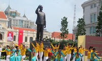 Ho Chi Minh Monument inaugurated in Ho Chi Minh city