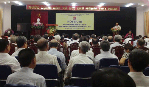 Hanoi honours outstanding Catholic followers