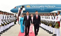 Vietnam enhances cooperation with Malaysia, Singapore