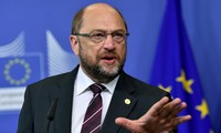 EP asks EU members to apply refugee quotas