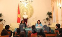 NA Vice Chairwoman meets overseas Vietnamese in Germany