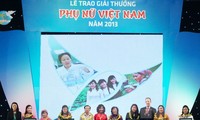 Vietnam Women Awards granted to individuals and organizations