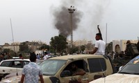 UN threatens sanctions over Libya