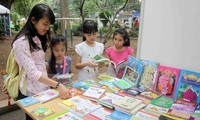 Awards presented to outstanding literature works for children