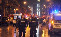 Protests against terrorism held in Tunis
