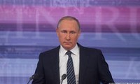 Putin: the West can’t impose its version of democracy on others 