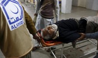 Pakistan: suicide attack targets government office