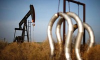 Brent crude drops over 3% 