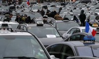 France’s transport disrupted by strike