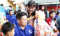 HCMC presents Tet gifts to disabled people