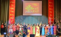Vietnamese community overseas celebrate traditional lunar New Year