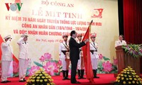 President attends 70th traditional day of People’s Police staff force 