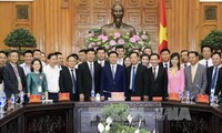 Deputy Prime Minister Vuong Dinh Hue attends 1st Vietnam Private Economic Forum
