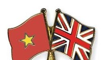 Leaders extend congratulations on UK National Day