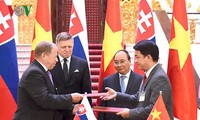Slovakia’s Prime Minister begins Vietnam visit 