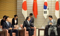 Japanese Prime Minister stresses trilateral cooperation with China, South Korea
