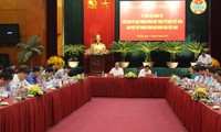 Vietnam Fatherland Front President works with Vietnam Farmers’ Association