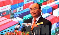 PM Nguyen Xuan Phuc attends conference on investment promotion in Hai Phong