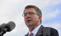 Pentagon chief in Turkey as Mosul tensions grow