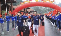 Youths of Vietnam-China bolster friendship
