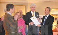 Vietnam’s Honorary Consul to Belgium Baron de Grand Ry continues his post