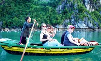 Vietnam receives record number of foreign tourists 