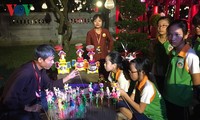 Mid-autumn festival with special art performance takes place in Temple of Literature