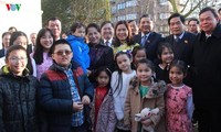 NA Chairwoman visits Vietnamese embassy in Netherlands