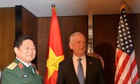 Shangri-La 2018: Vietnam, US enhance defense industry cooperation