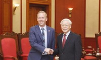 Vietnam wants to step up cooperation ties with UK: Party chief