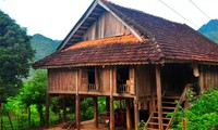 Thai stilt house culture 
