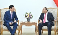 PM calls on Lotte Group to establish start-up fund in Vietnam 