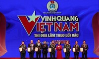 “Glory Vietnam” program honors 19 role models