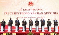 Vietnam builds e-cabinet and e-government
