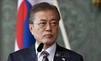 Moon warns Japan of severe consequences for export restrictions