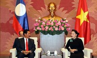 Top legislator meets Lao NA Vice President