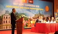 Vietnam, Cambodia boost trade, investment