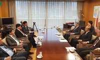 VOV President holds talks with Japanese LDP leaders