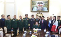 Vietnam, Russia tighten defense cooperation for regional peace, stability
