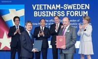 Vietnam, Sweden cooperate in COVID-19 fight