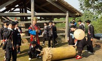 Drum dance of the Giay