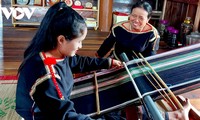 Ede women preserve traditional brocade-weaving craft