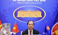 Vietnam calls on countries' prioritising coordination to mitigate COVID-19 impacts