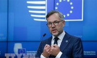 EU reacts cautiously over AUKUS