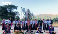 Kin pang ceremony of the Khang 