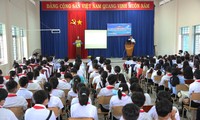 Information dissemination about seas and islands for teachers and students in Ba Ria-Vung Tau province