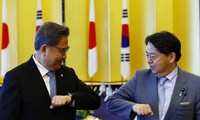 Japan, South Korea to resolve wartime labor issue 